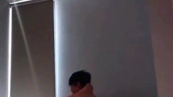 Bokep Indo Ngentot Dengan Pacar Sambil Nonton Jejak Si Gundul